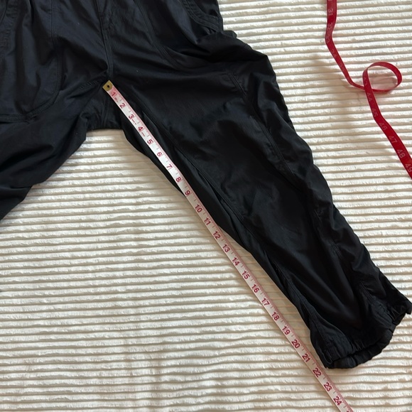 The North Face Black Cropped Lightweight Pants Joggers Small - Picture 8 of 15